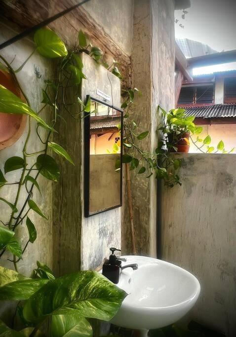 Leju 21 樂居 Explore Malacca From A Riverside House المظهر الخارجي الصورة