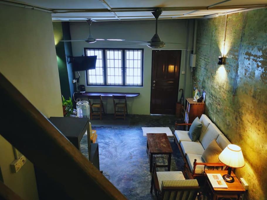 Leju 21 樂居 Explore Malacca From A Riverside House المظهر الخارجي الصورة